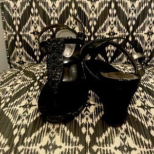 Black Gianna Bini sandals
